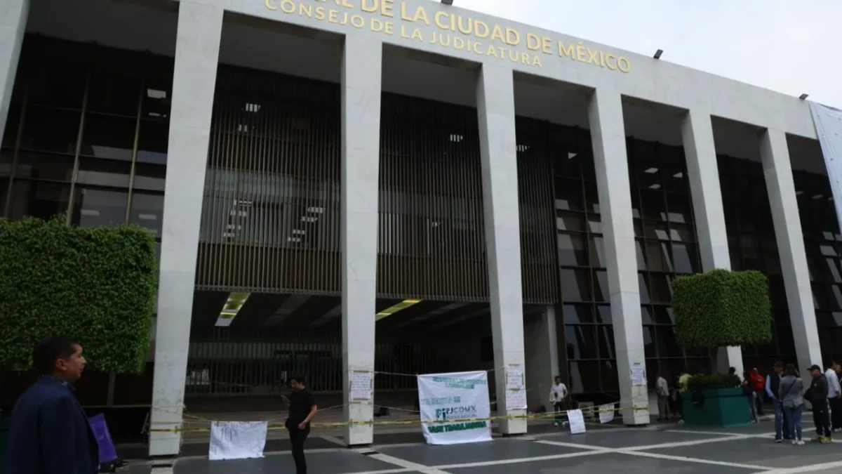 Señalan a líderes sindicales por enfrentamiento en TSJ-CDMX