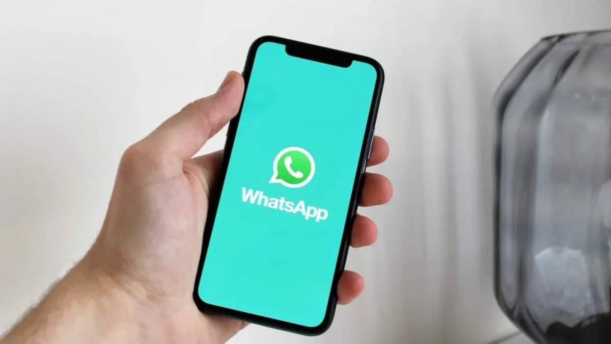 WhatsApp incluirá publicidad en pestaña Novedades