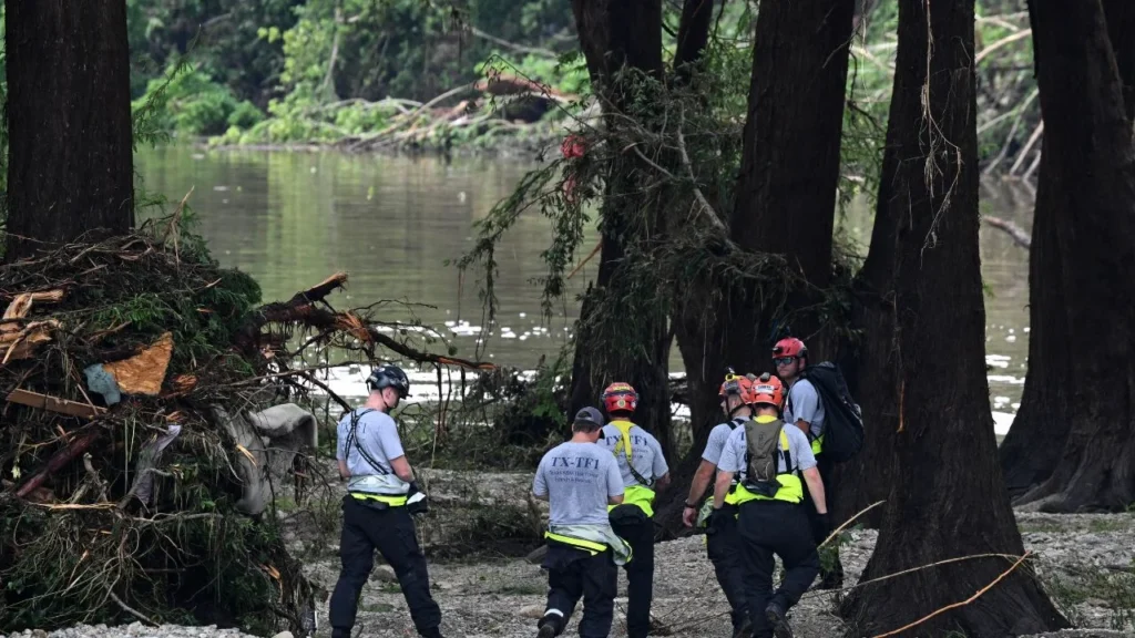 Múltiples muertes por inundaciones catastróficas en el centro de Texas