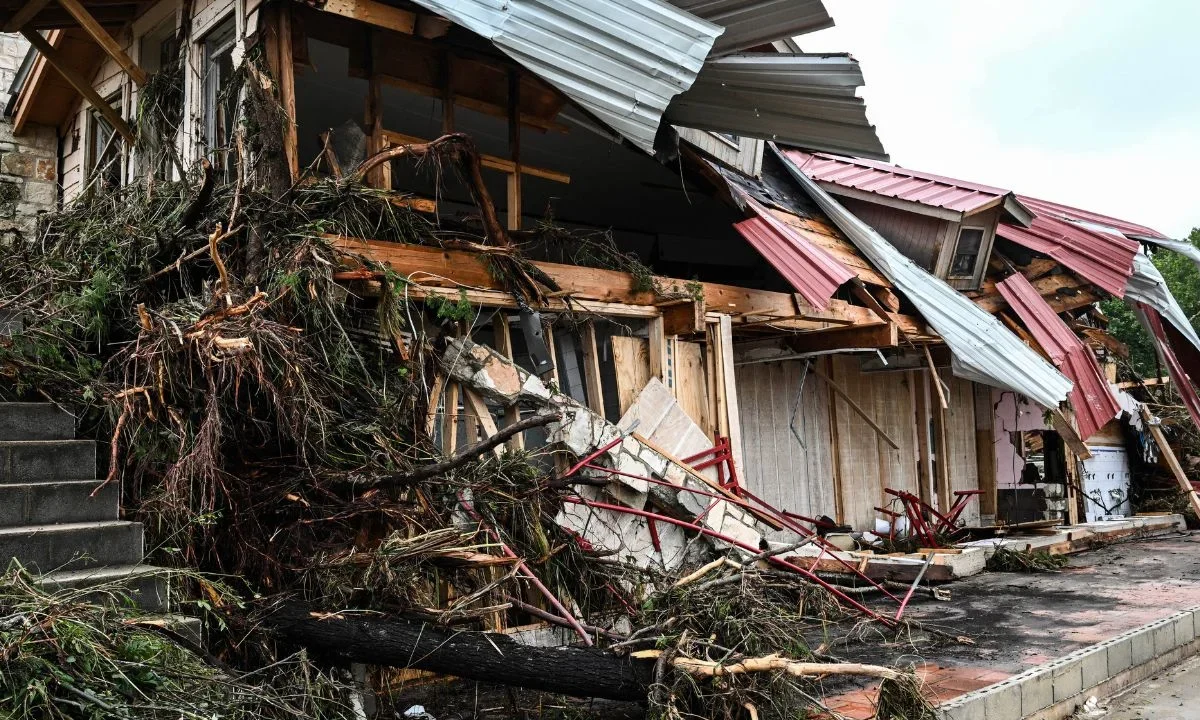 Realizan recorridos por albergues en Texas para ubicar a migrantes mexicanos afectados por inundaciones