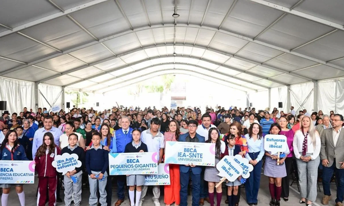Se entregarán 3 mil 200 becas en todo el estado, correspondientes al primer semestre de 2025