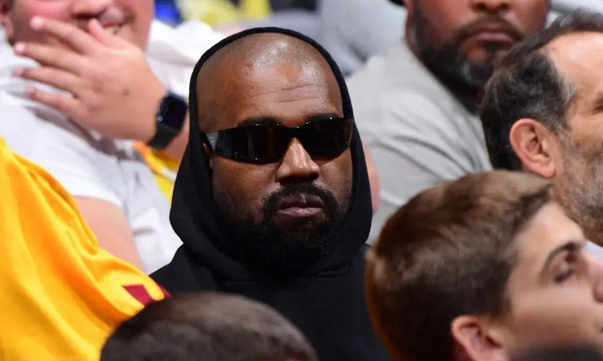 Australia canceló la visa del rapero estadounidense Kanye West por una canción suya que glorifica al líder nazi.