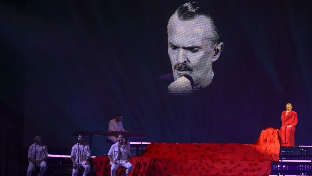 Miguel Bosé, es uno de los artistas más influyentes del pop en español