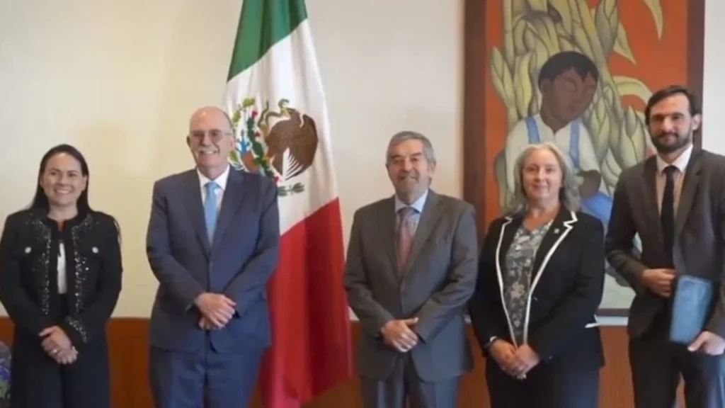 Hoy se llevó a cabo la firma del convenio entre la SRE y Agricultura, así como del acuerdo específico de cooperación entre AMEXCID y CIMMYT.