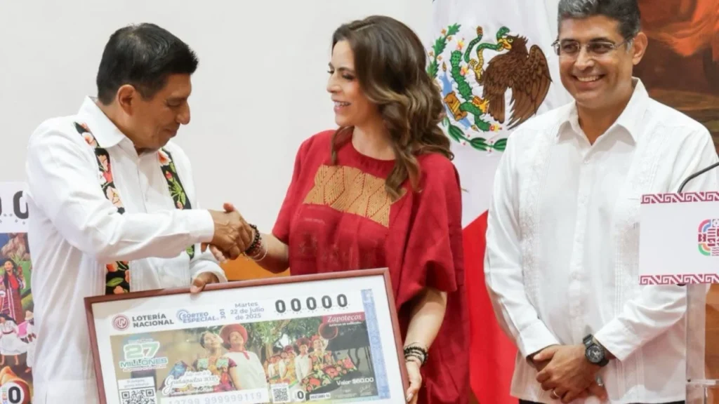 La directora general de Lotería Nacional, Olivia Salomón, invitó a todos a ser parte del Sorteo Especial No. 301
