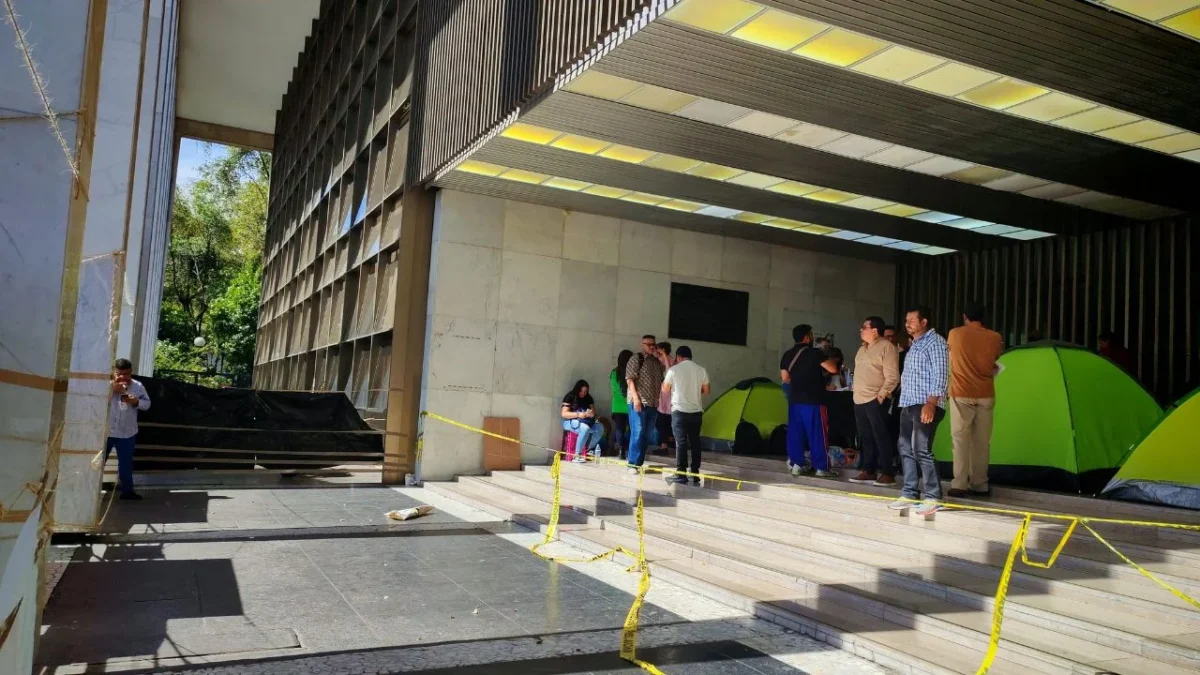 A poco más de un mes de protestas y el rechazo a dos propuestas, el gremio aceptó la entrega de un bono especial y el cobro de vales pendientes desde el año 2020.