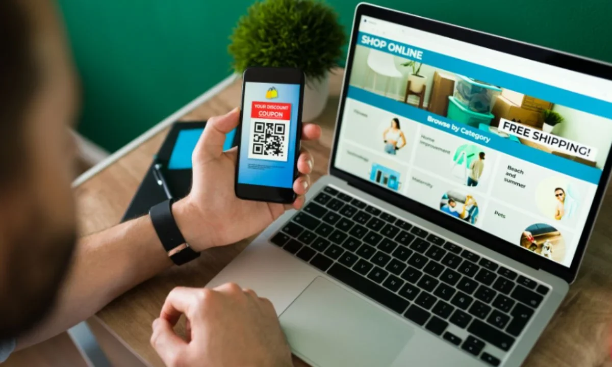 Acceder a sitios oficiales, instalar antivirus y evitar compartir información, son algunas recomendaciones para no caer en engaños durante las ofertas, pidió la Policía capitalina.