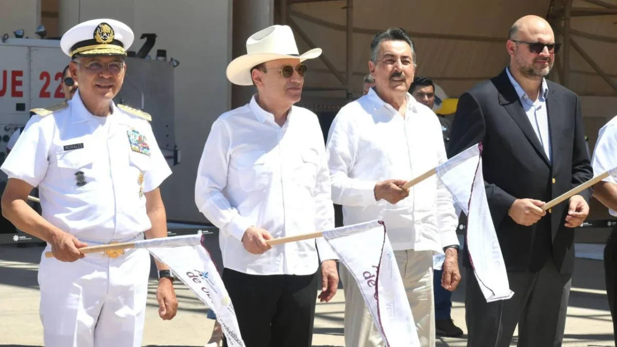 Alfonso Durazo y la Semar arrancaron las obras de modernización en los aeropuertos de Ciudad Obregón y Guaymas.