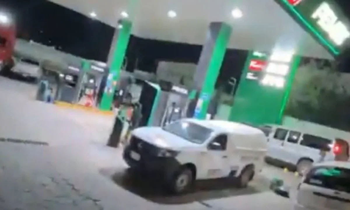 Familiares impidieron que el Semefo se llevara el cuerpo del ambientalista, para velarlo en su casa.