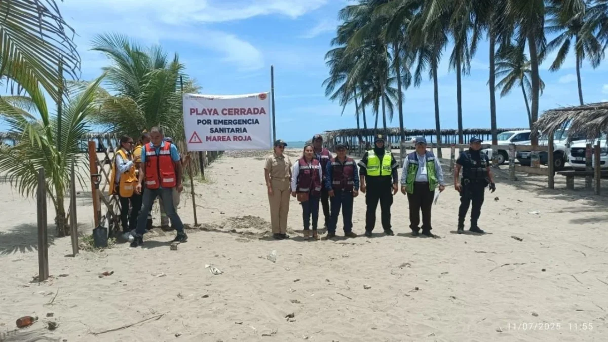 Autoridades de Tabasco cierran las Playas de Centla por la Marea Roja