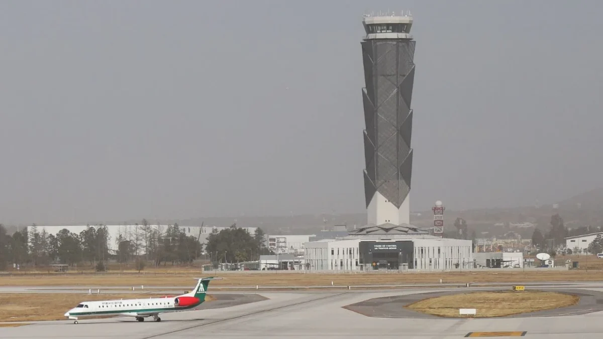 Aviación funciona bien en AIFA, no hay razón para sanción de EU: Sheinbaum