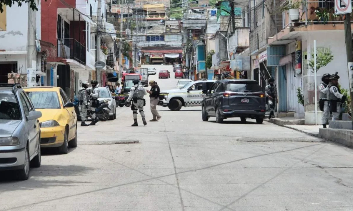 Una balacera en Chilpancingo dejó un saldo de dos heridos y un detenido.