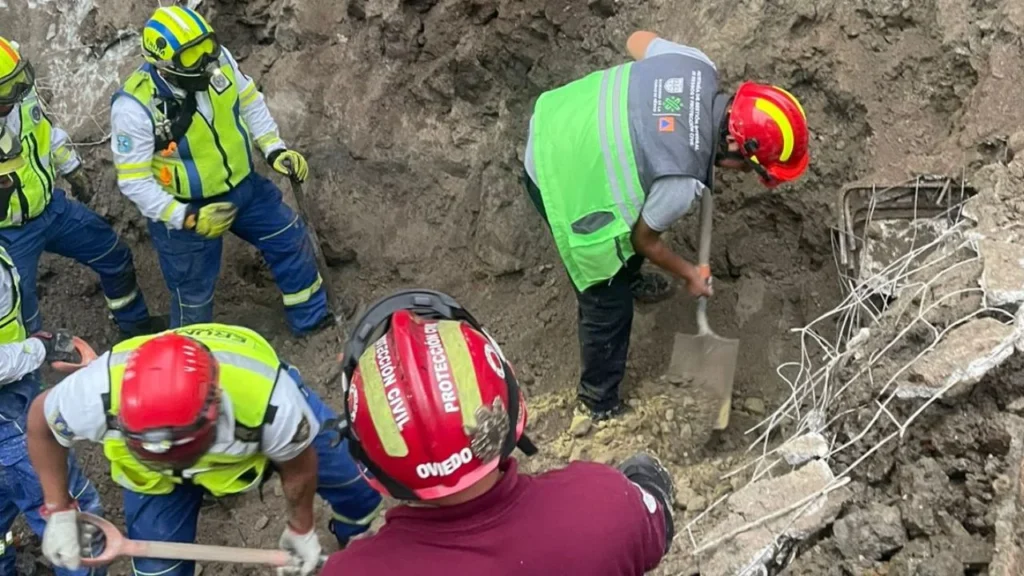 Brugada aprovechó para reconocer la labor de los equipos de emergencia para el rescate del cuerpo del trabajador que falleció y su compañero.