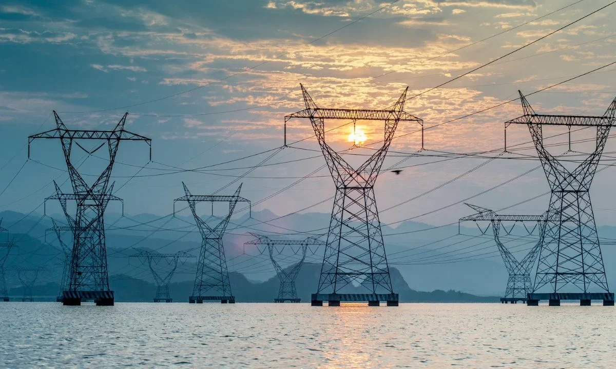 La CFE descartó que el Sistema Eléctrico Nacional esté en riesgo de operación ante demanda de energía eléctrica por aumento de temperaturas en México.