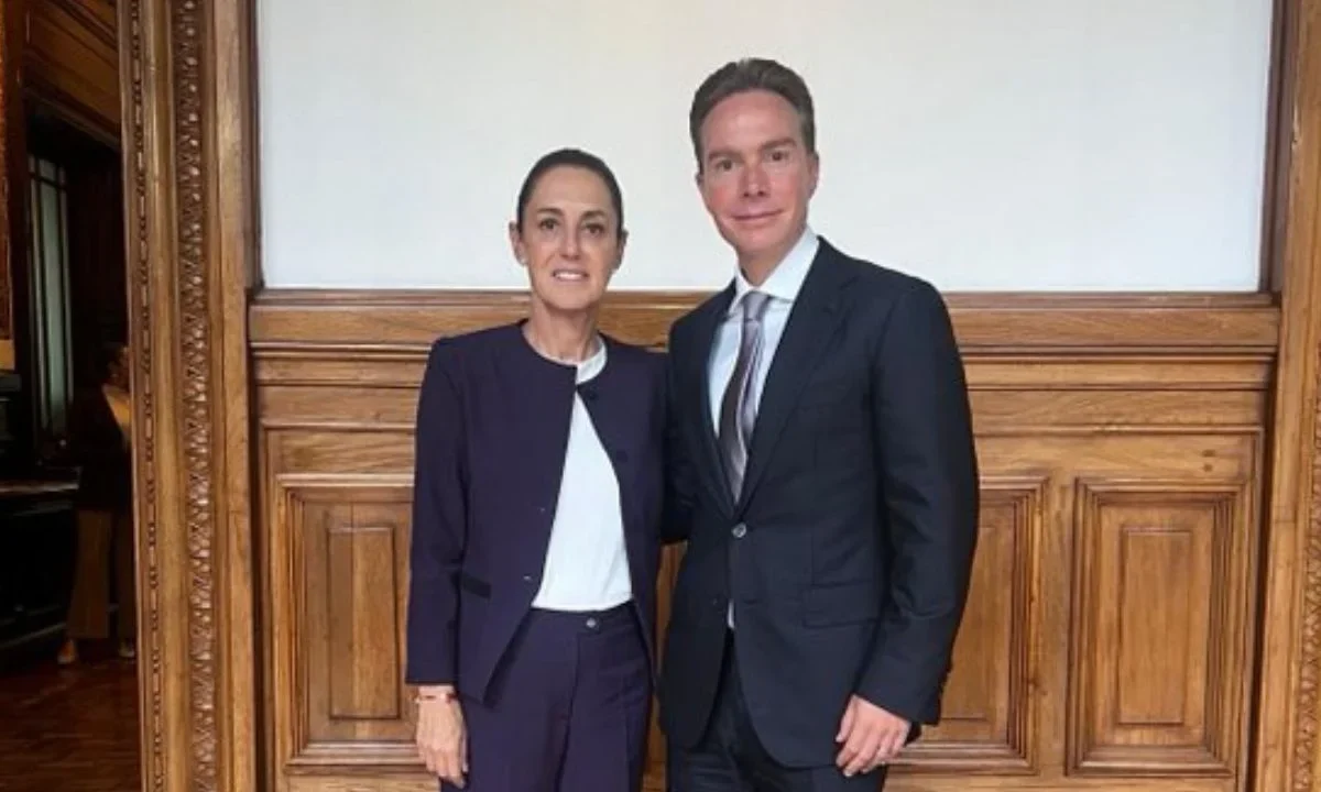 Manuel Velasco se reúne con la presidenta Sheinbaum en Palacio Nacional.