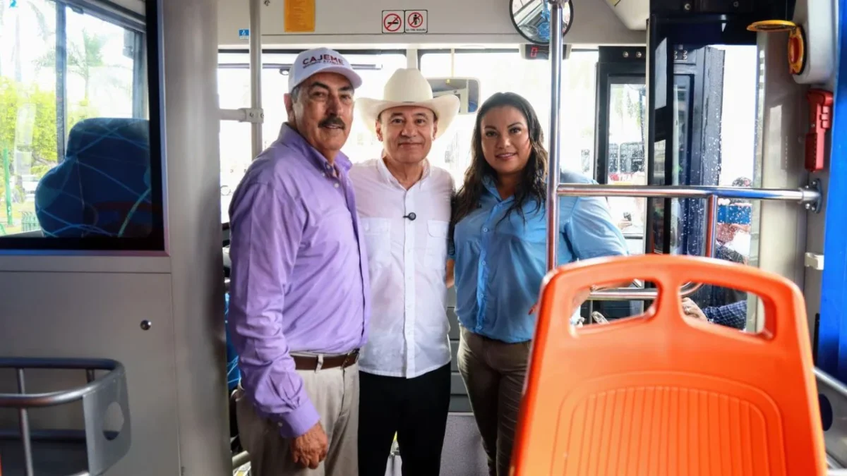 En su gira de trabajo por Ciudad Obregón, Durazo entregó vialidades rehabilitadas, transporte renovado y apoyos económicos a habitantes.