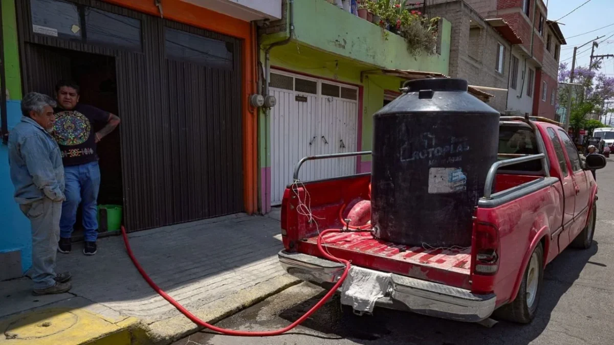 Propone PAN 10 años de prisión por huachicoleo de agua en CDMX