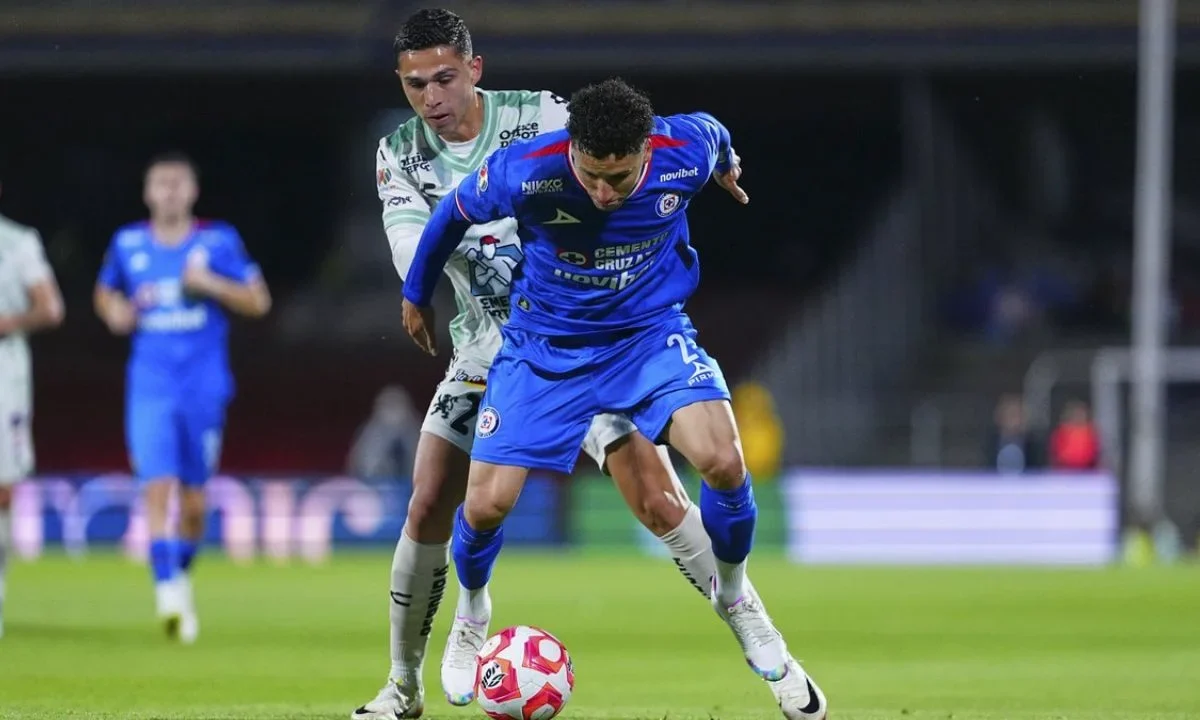 Cruz Azul despertó de su mala racha de inicio de torneo, mientras que León suma su segunda derrota y queda rezagado con solo tres puntos.