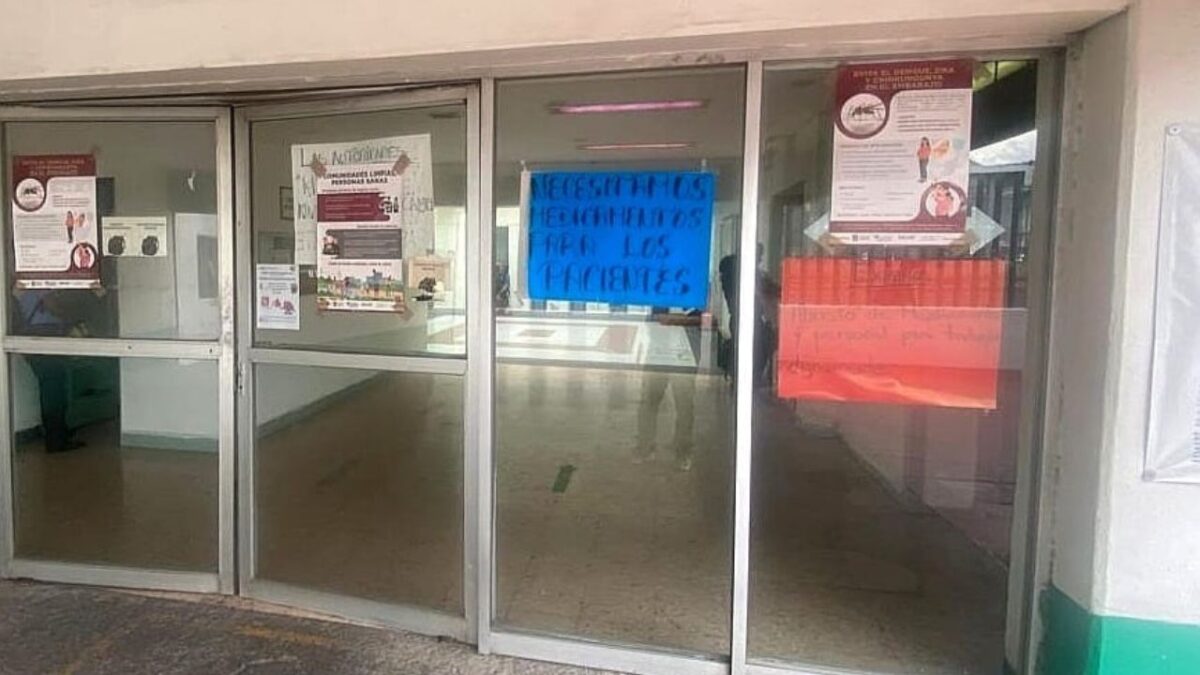 En los últimos meses se han incrementado las denuncias del personal médico de los hospitales del Estado de México, por la falta de medicamentos e insumos para laborar.