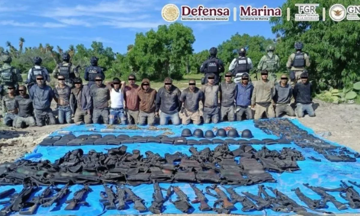 Tras el desmantelamiento del 'narcocampamento', se registran en la capital de Aguascalientes algunos bloqueos y quema de vehículos.