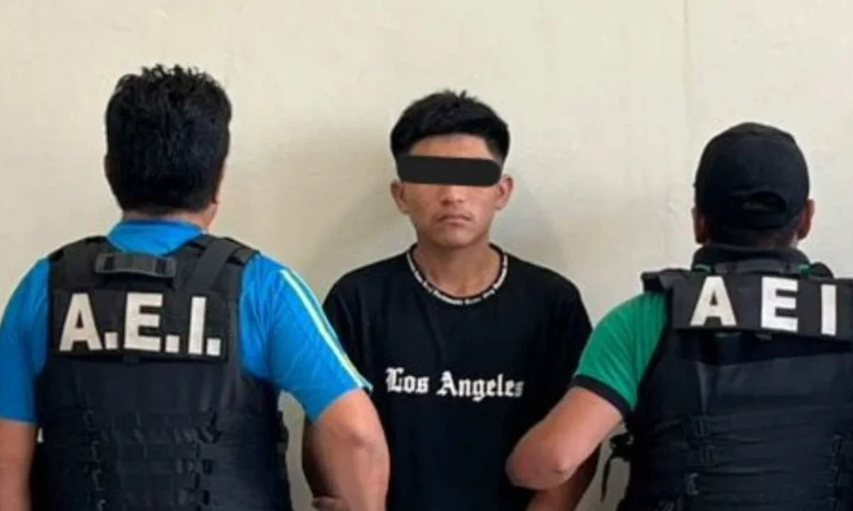 Fiscalía de Oaxaca detuvo a un hombre señalado como probable feminicida en Juchitán. El crimen ocurrió hace días.