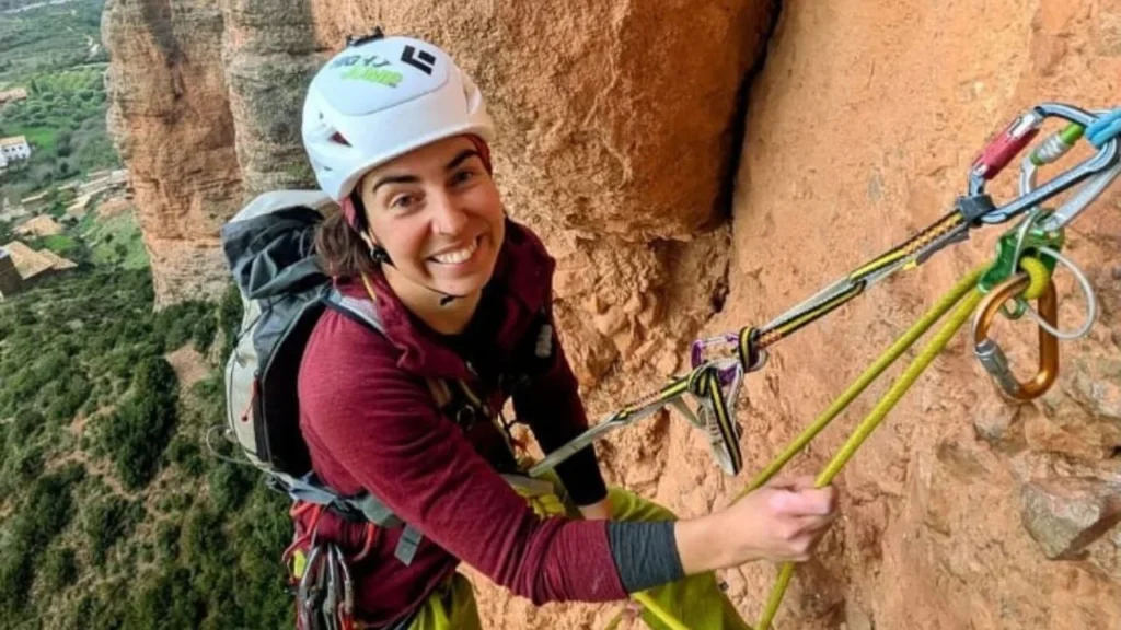 Entérate de la historia de Marta Jiménez, la deportista conocida como La Mujer Adrenalina en El Hormiguero, que murió tras realizar un salto.