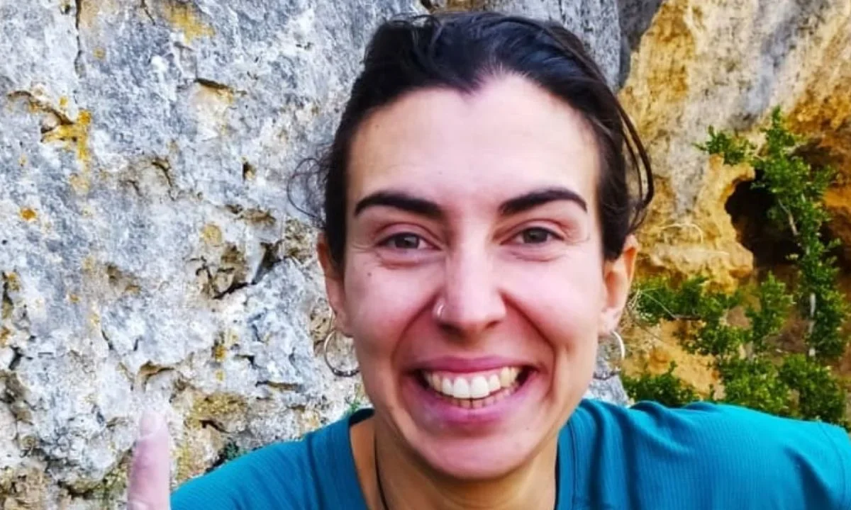 Entérate de la historia de Marta Jiménez, la deportista conocida como La Mujer Adrenalina en El Hormiguero, que murió tras realizar un salto.