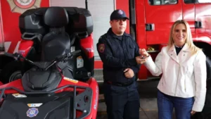 La alcaldesa Romina Contreras entregó varias unidades modernas.