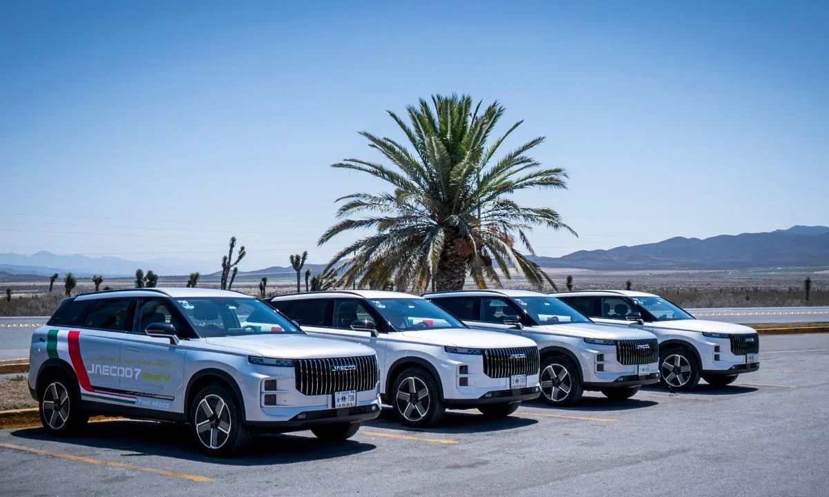 La Jaecoo 7 PHEV ofrece 1,482 km de rendimiento con confort dinámico y potencia adaptable a distintos climas y condiciones.