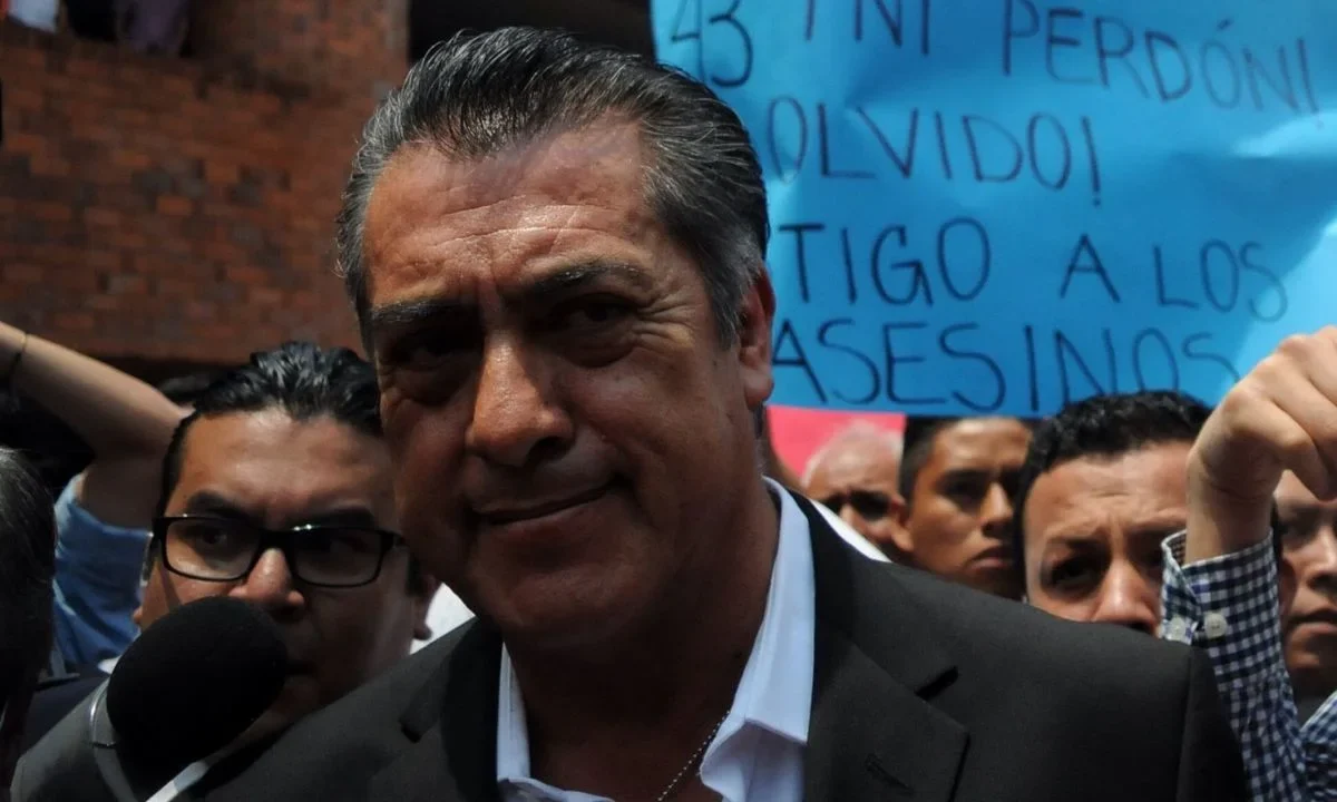 Jaime Rodríguez “El Bronco” reportó un atentando en su casa de Nuevo León; señaló que uno de sus escoltas disparó al responsable quien intentaba huir.