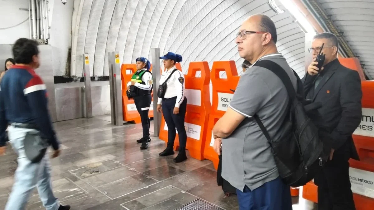 Una persona se arrojó al paso del tren en la Línea 7 del Metro CDMX, lo que provocó un cierre de más de una hora en todo el tramo.
