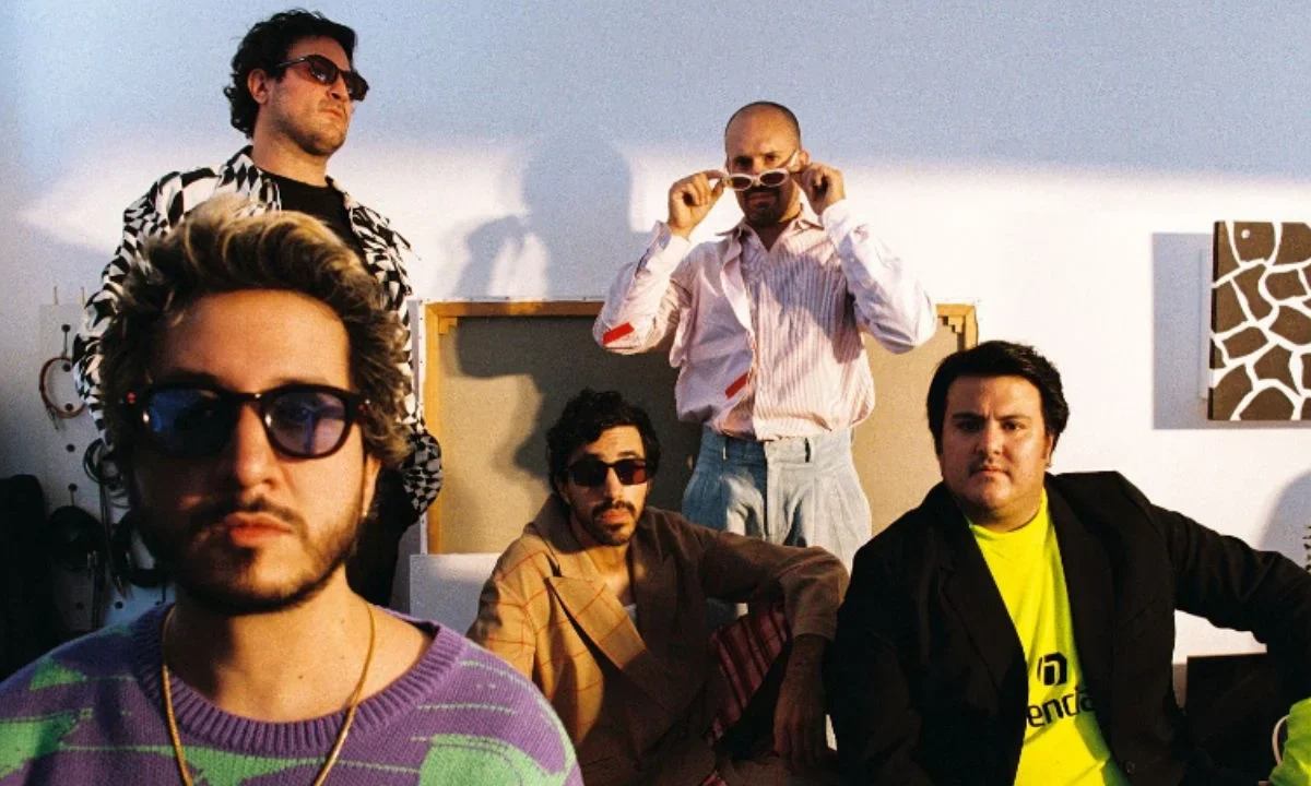 El nombre de la banda se dio porque el vocalista, Santiago Casillas, soñaba con ser rapero y se guió de una figura religiosa de Jesús.