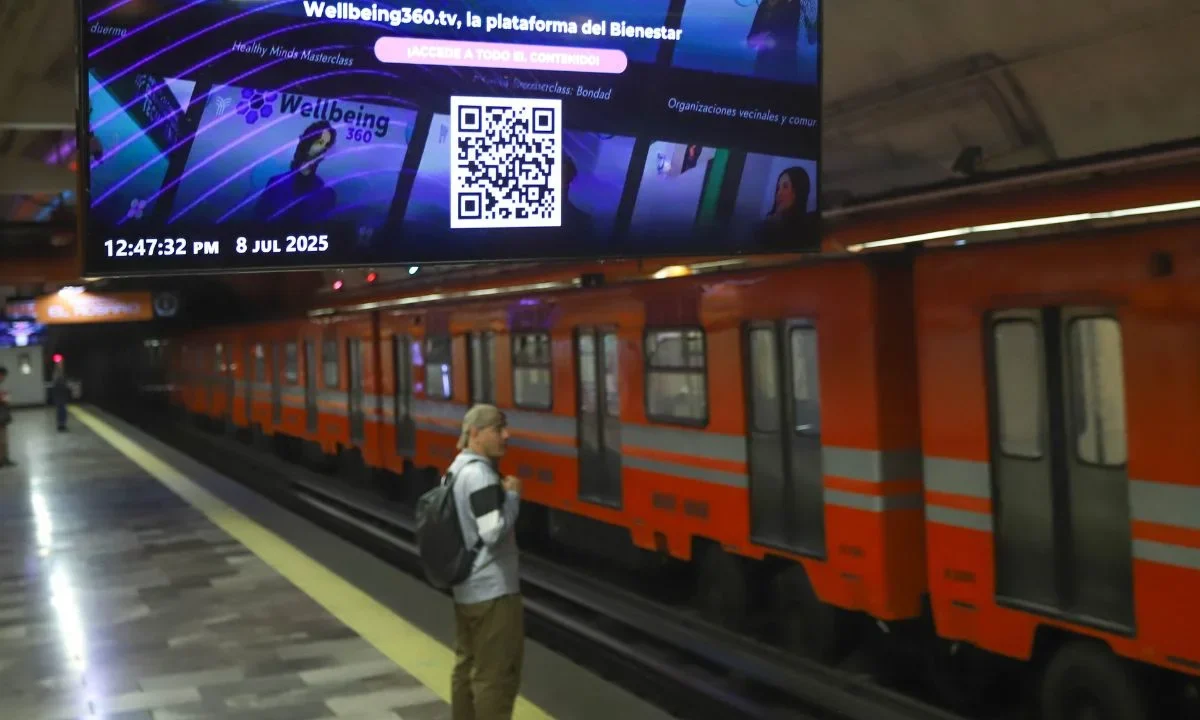 Llaman a mejorar accesibilidad al Metro para personas de talla baja