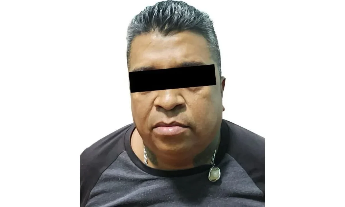 elementos de la Secretaría de Marina detuvieron a Felipe Jesús "N" alias "Franco 6", sucesor de José Francisco "N" alias "Alfa 1"