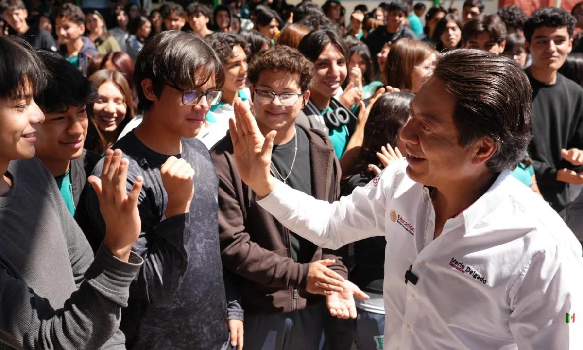 Mario Delgado destaca la participación de más de 577 mil estudiantes en la Consulta Nacional de Bachillerato.