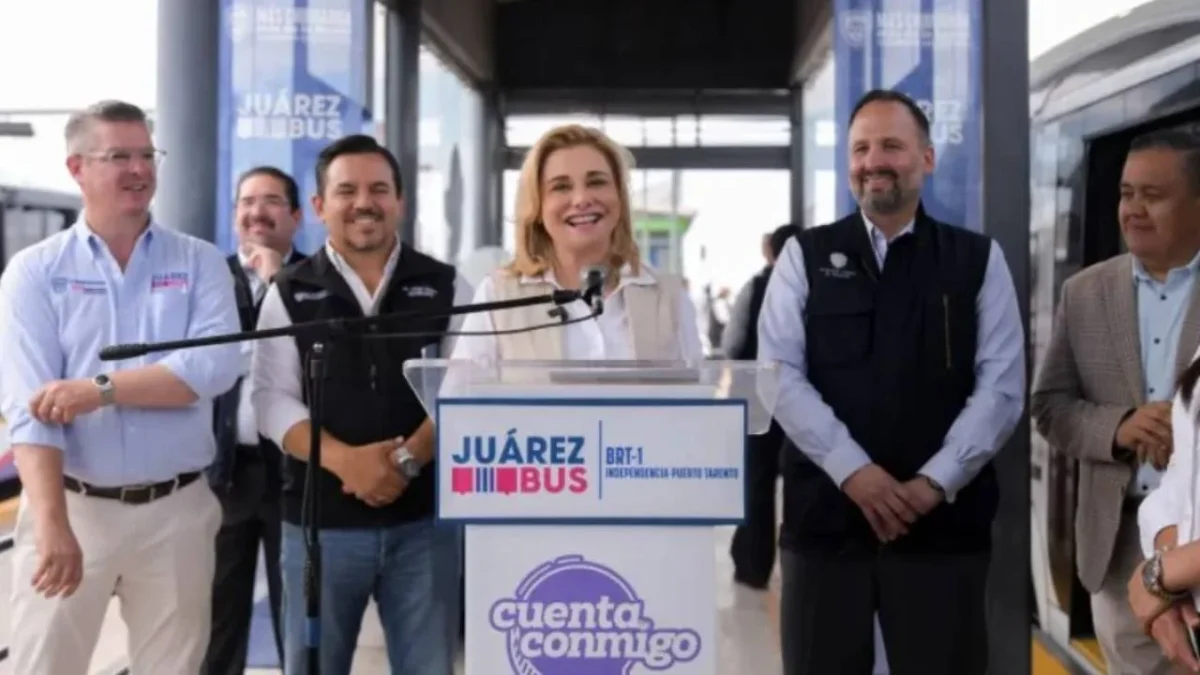 La gobernadora de Chihuahua, Maru Campos, pone en operaciones nueve estaciones del transporte BRT-1 en Ciudad Juárez.