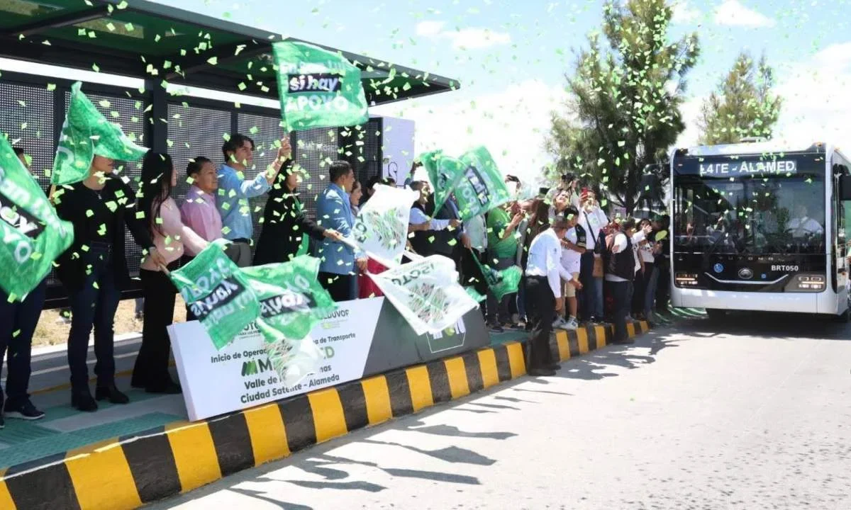 Ricardo Gallardo afirmó que MetroRed se ha consolidado como un referente nacional al ofrecer transporte gratuito en San Luis Potosí.