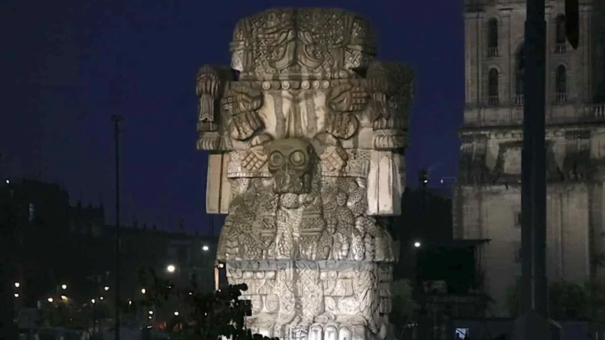 700 años de historia se celebran con videomapping en el Zócalo