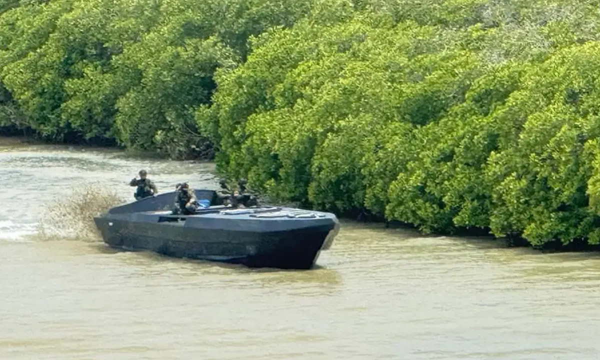 incautación de un narcosubmarino no tripulado en el mar Caribe