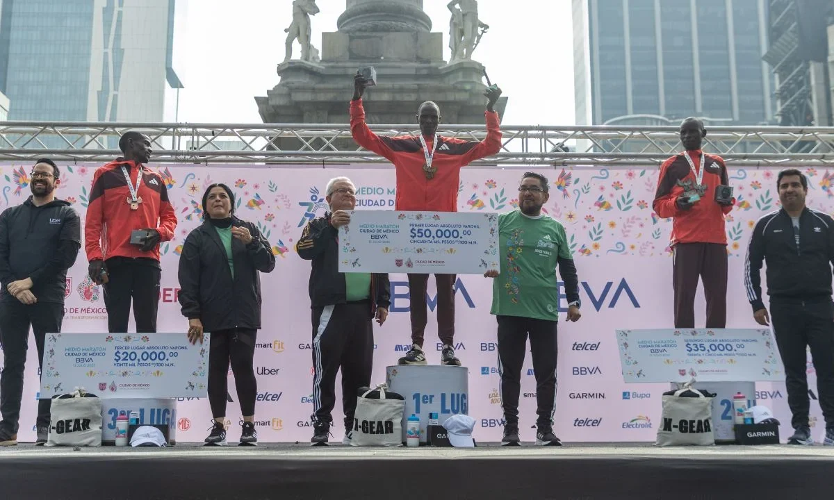 Cada ganador de las categorías estelares se llevó un premio económico de 50 mil pesos, por 35 y 20 mil pesos para los segundos y terceros lugares.