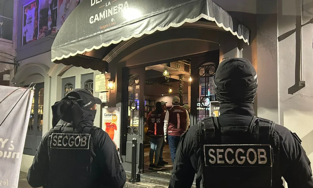 Operativos de verificación dejan 9 chelerías clausuradas en 8 alcaldías de la CDMX.