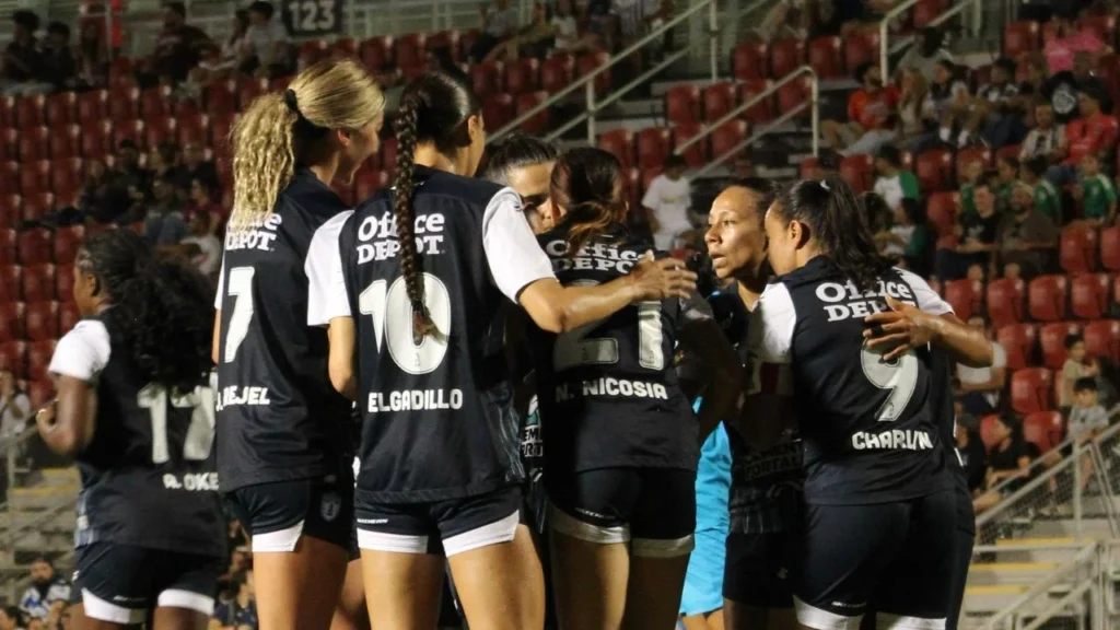 Pachuca Femenil se corona con el Campeón de Campeonas al vencer a Rayadas.