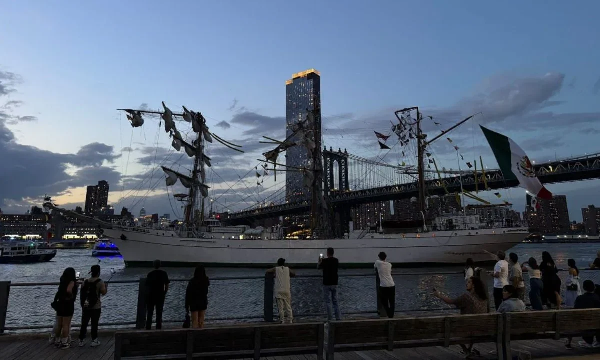 Piloto del puerto controlaba el Buque "Cuauhtémoc" al momento del choque, detalla la Marina