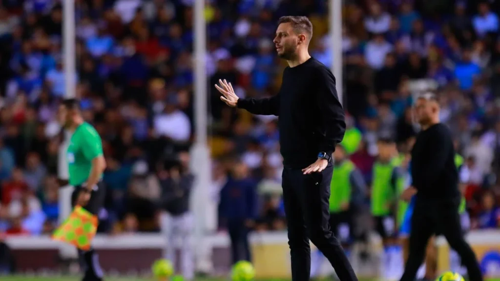 Porto finalizó la relación con Anselmi