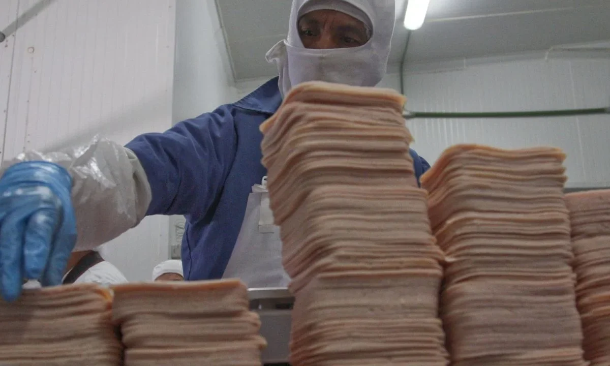 Profeco va contra marcas que venden “falso” jamón