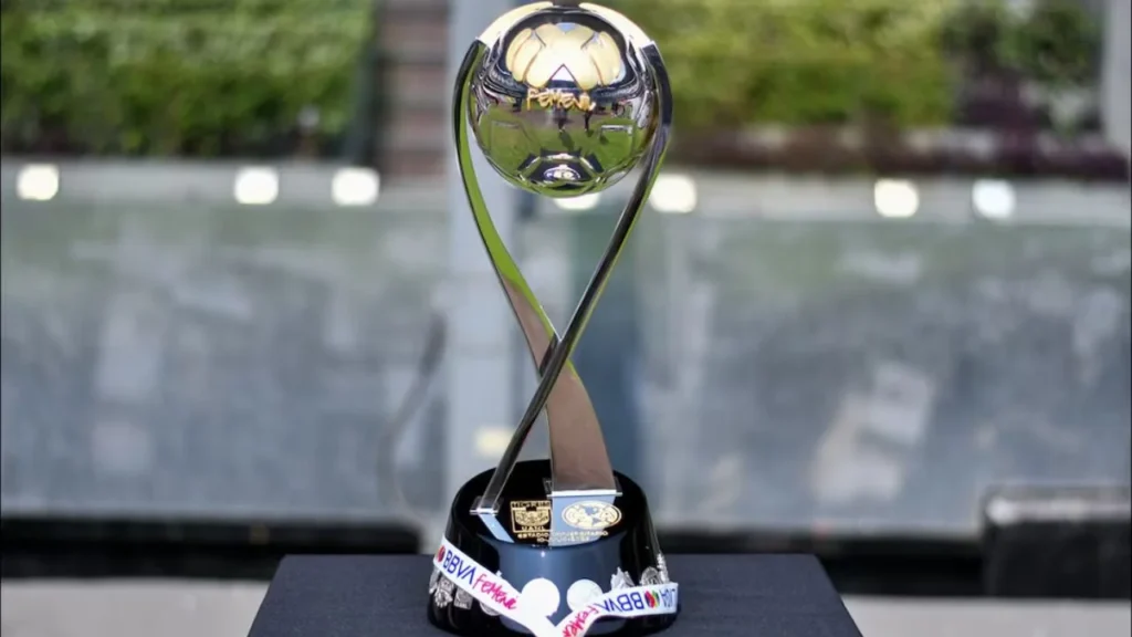 Trofeo Campeón de Campeonas