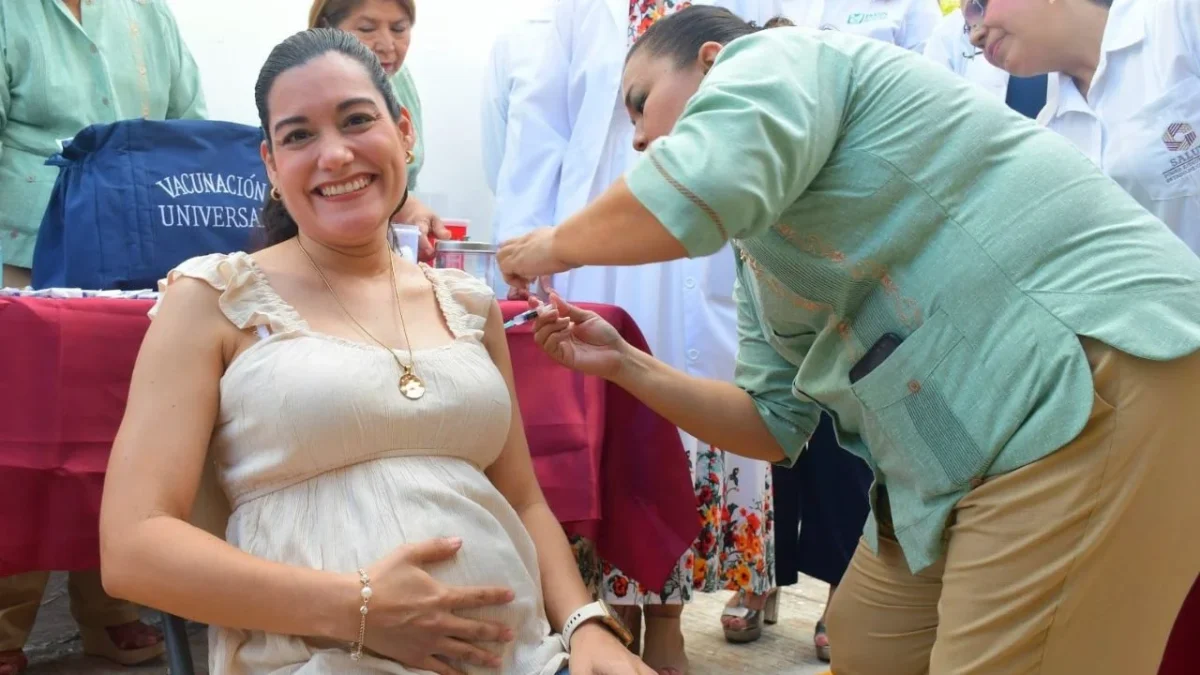 En Campeche, la Secretaría de Salud realizará del 7 al 11 de julio la Semana Intensiva de Vacunación para Mujeres Embarazadas.