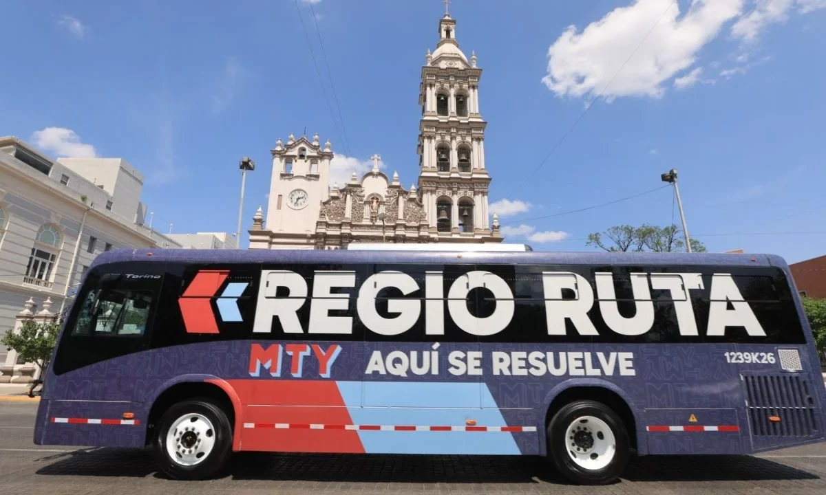 Comenzó a operar la Regio Ruta; esta primera ruta cubrirá la zona Centro del Obispado a Macroplaza y Fundidora en Monterrey, Nuevo León.