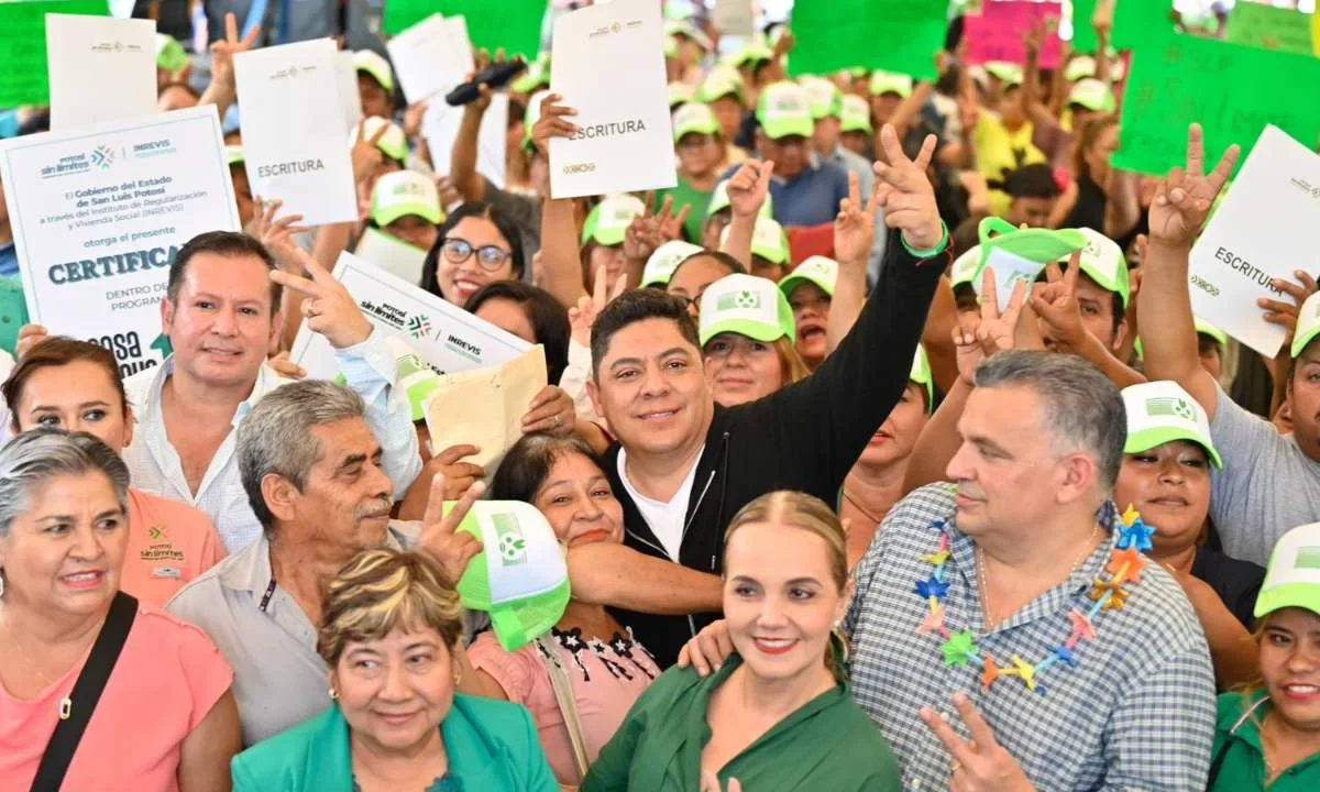 El gobernador de San Luis Potosí, Ricardo Gallardo, se mantiene entre los gobernadores mejor evaluados del país.