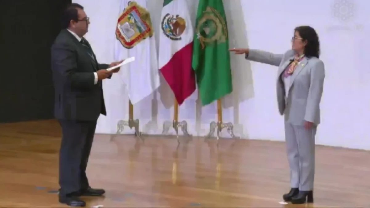 La nueva rectora de la UAEMex hizo un llamado al diálogo entre los estudiantes que se encuentran en paro desde hace más de dos meses.